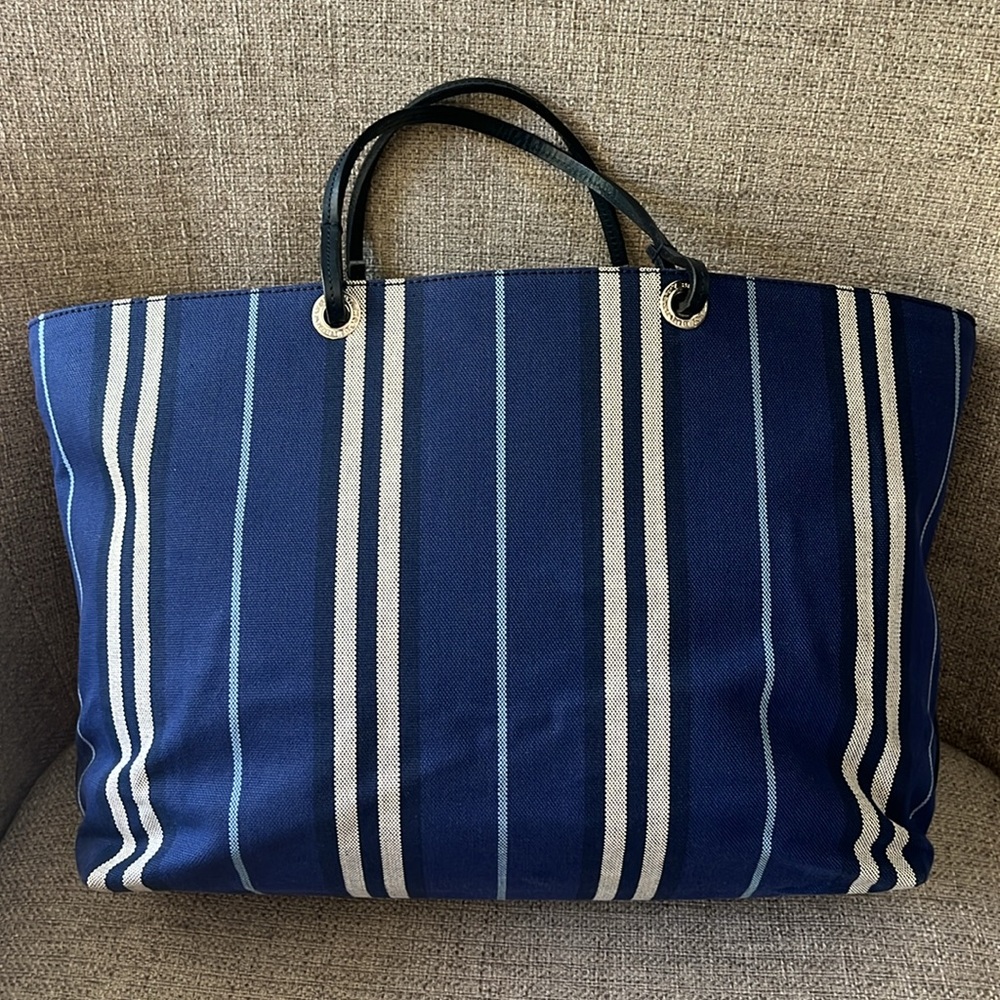 Burberry Navy Blue Striped Tote with Black Leather Pocket - Picture 2 of 12